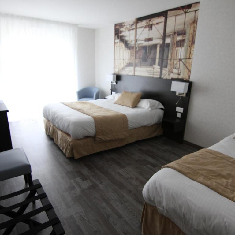 Logis Hôtel - La Chambre d'Amiens - Chambre Triple - Rez-de-Chaussée - 7