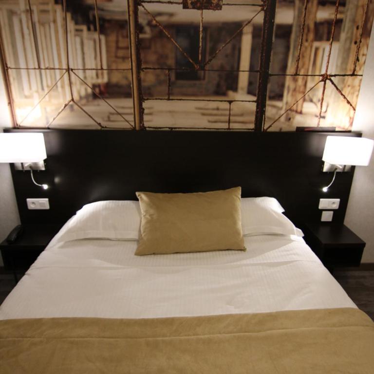 Logis Hôtel - La Chambre d'Amiens - Chambre Triple - Rez-de-Chaussée - 8