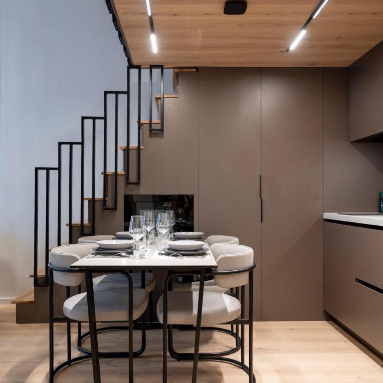 My Space Apartments - Apartment - 24