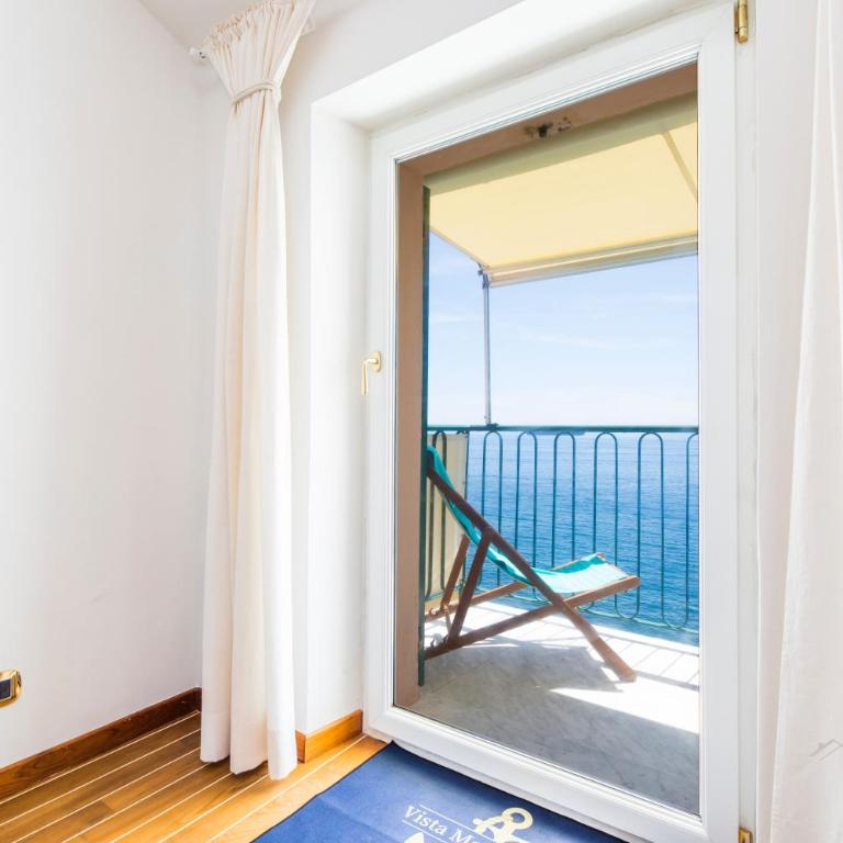 Beach | Parking | Wifi | A/C| Sea View By Tilo - One-Bedroom Apartment with Sea View and Balcony - 16