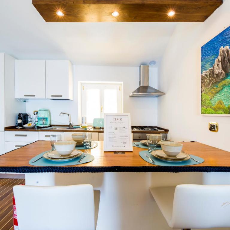 Beach | Parking | Wifi | A/C| Sea View By Tilo - One-Bedroom Apartment with Sea View and Balcony - 18