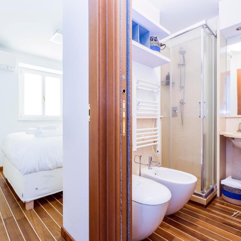Beach | Parking | Wifi | A/C| Sea View By Tilo - One-Bedroom Apartment with Sea View and Balcony - 40