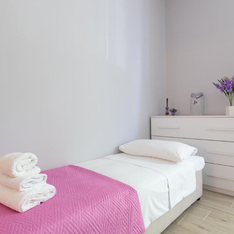 Sea View Rome Luxe Stay - 7 pax, 2 baths, 100mt from the sea, A-C, terrace - Appartamento con 2 Camere da Letto - 13