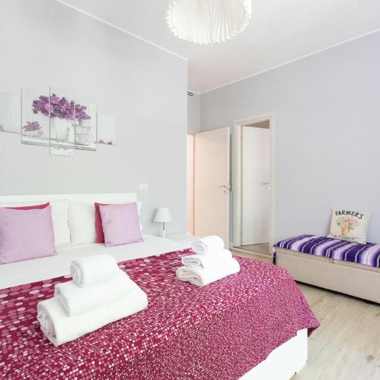 Sea View Rome Luxe Stay - 7 pax, 2 baths, 100mt from the sea, A-C, terrace - Appartamento con 2 Camere da Letto - 12