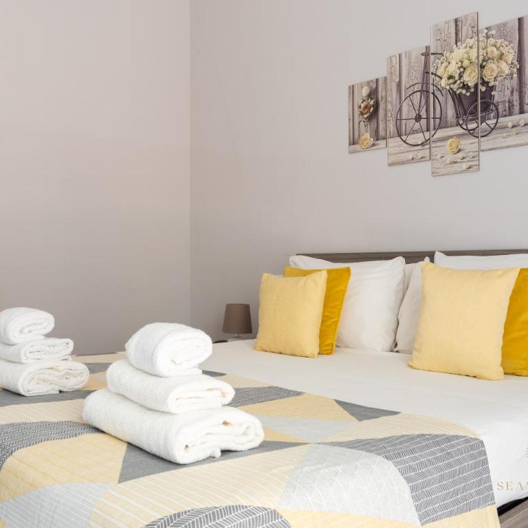 Sea View Rome Luxe Stay - 7 pax, 2 baths, 100mt from the sea, A-C, terrace - Appartamento con 2 Camere da Letto - 17