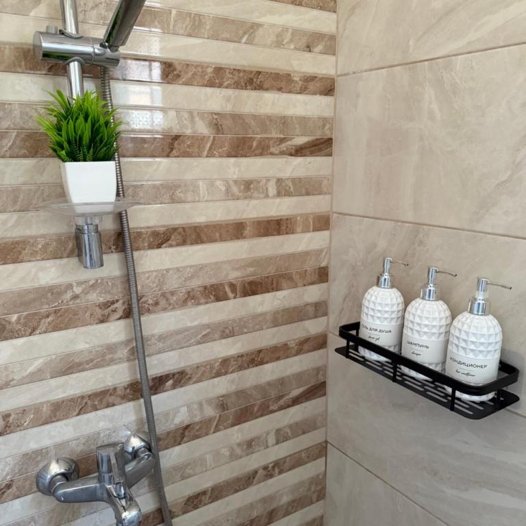 Adam & Eve Family Apartment - One-Bedroom Apartment - 23