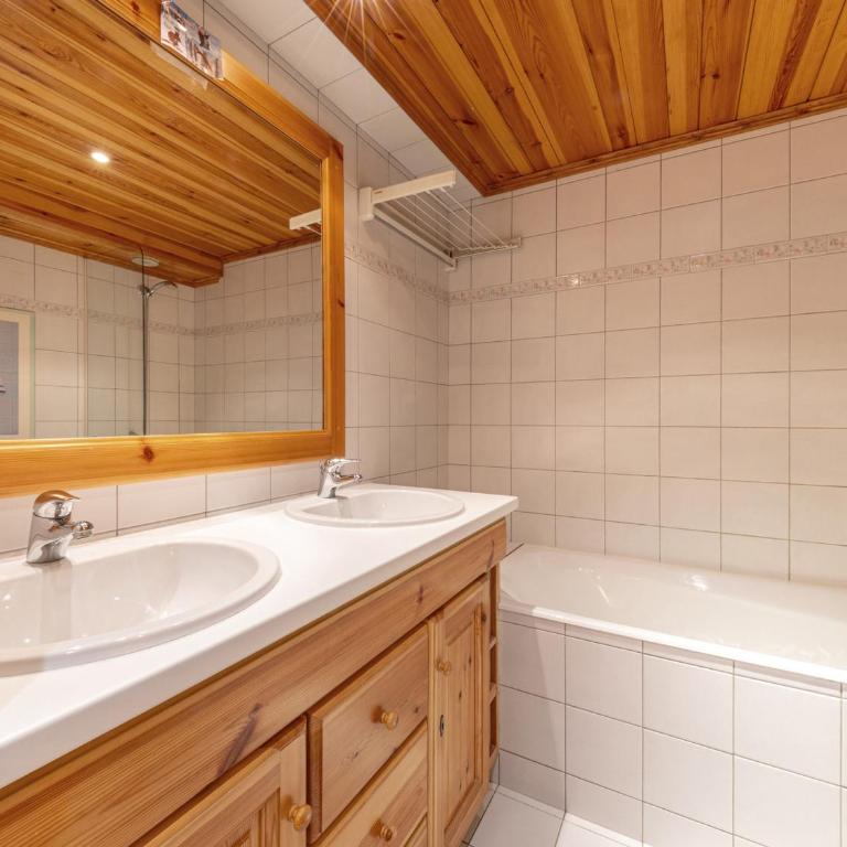 Studio cosy avec wifi, centre village, près des pistes - Val-d'Isère - FR-1-694-250 - Studio - 8