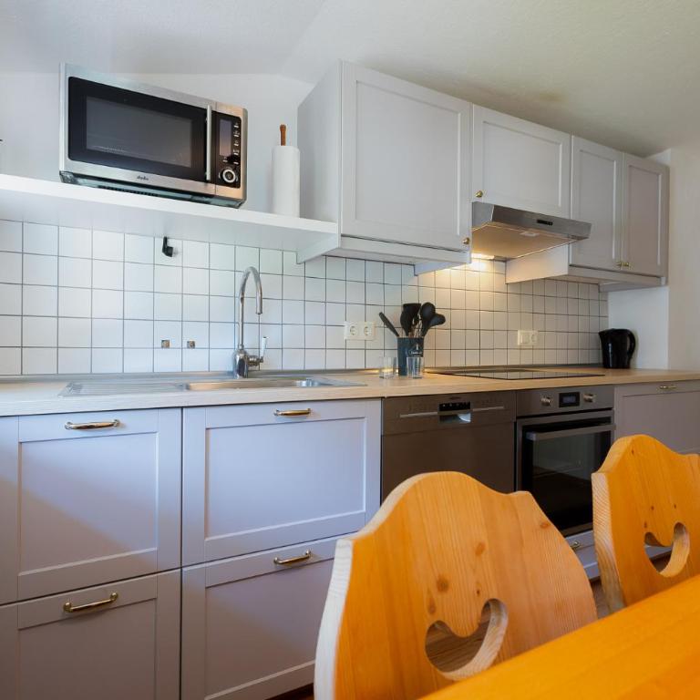 Waldklause - Apartment with Mountain View - 11