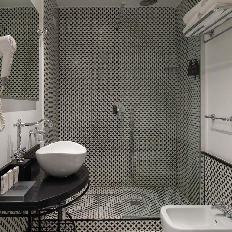 Boutique Hotel Metro 900 - Camera Matrimoniale Superior - 4