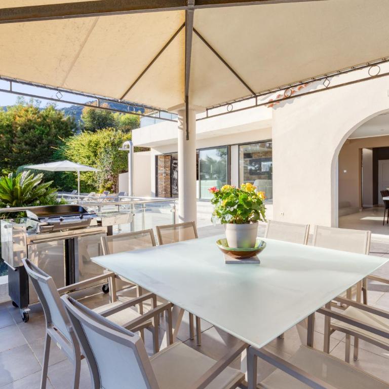 Villa Domaine du Soleil, Vue Mer avec piscine - Villa - 31