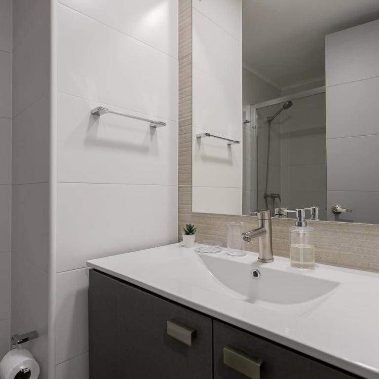 Luminous Apartment for 5 in Ricardo Lyon - Apartamento - 7