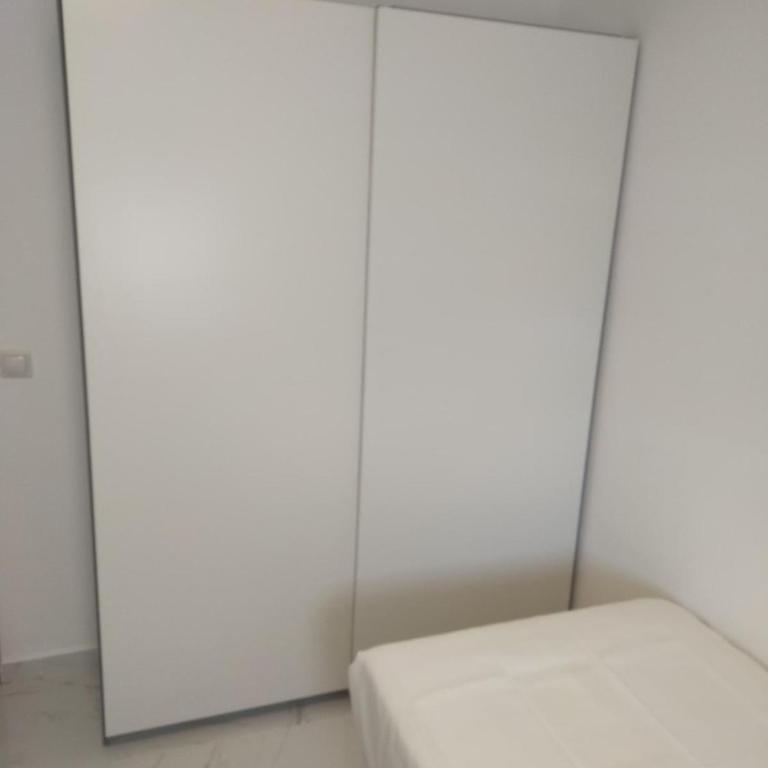 Family-Friendly 3BR Apartment in Salou Central, Near Beach - Three-Bedroom Apartment with Balcony - 7