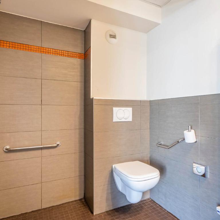 B&B HOTEL Marseille Centre La Timone - Chambre Double - Accessible aux Personnes à Mobilité Réduite - 8