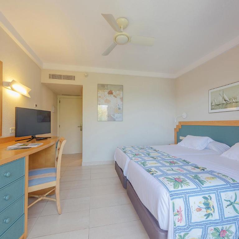 PortBlue Club Pollentia Resort & Spa - Habitación Doble Económica - 1 o 2 camas - 2