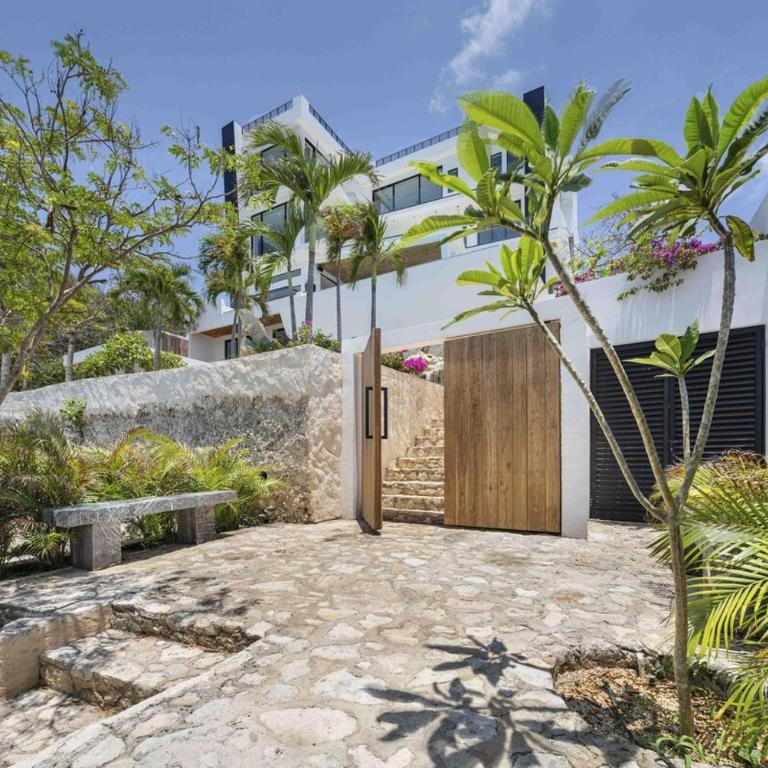 Spectacular New Oceanfront Villa Isla Mujeres - Villa - Beach Front - 20