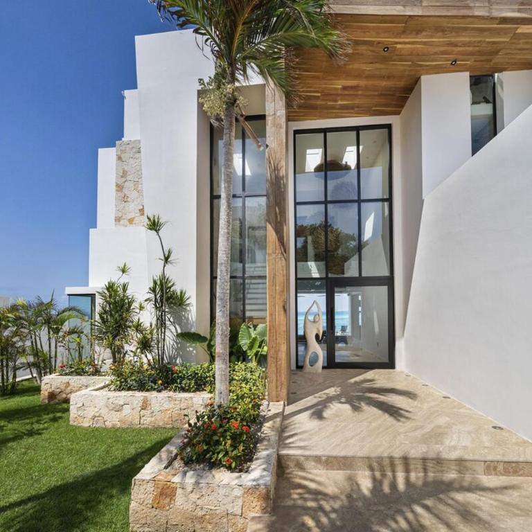 Spectacular New Oceanfront Villa Isla Mujeres - Villa - Beach Front - 21
