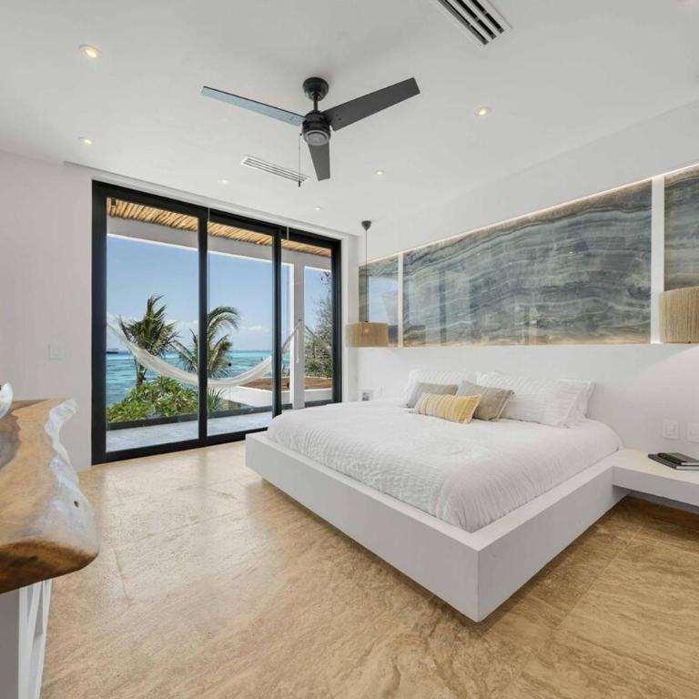 Spectacular New Oceanfront Villa Isla Mujeres - Villa - Beach Front - 27