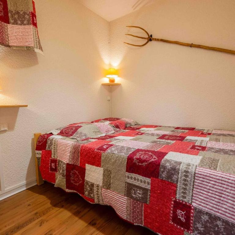 Esprit Montagne - Vue - Balcon - Parking - Two-Bedroom Apartment - 8
