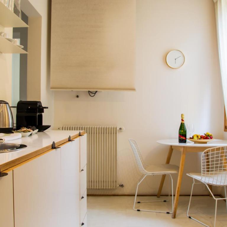 Welc-oM Casa Anna - Appartamento con 2 Camere da Letto - Via Seminario, 8 - 3