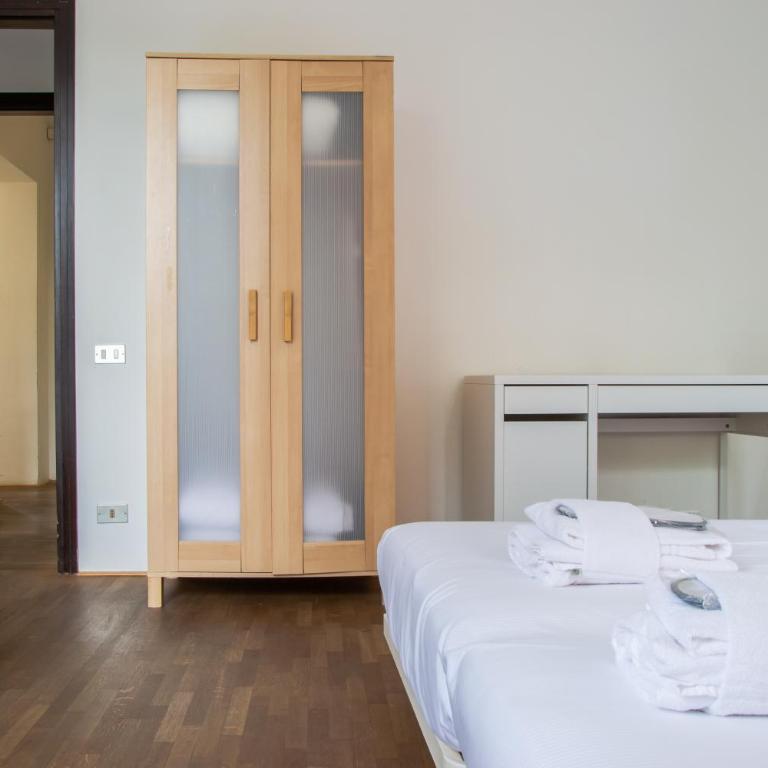 Welc-oM Casa Anna - Appartamento con 2 Camere da Letto - Via Seminario, 8 - 12