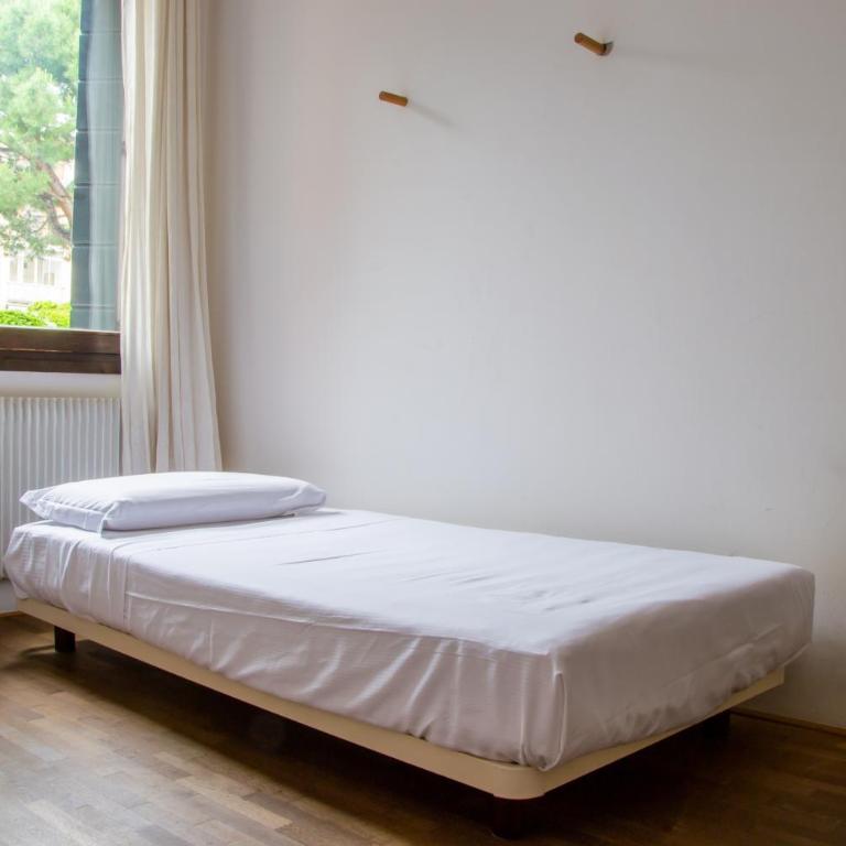 Welc-oM Casa Anna - Appartamento con 2 Camere da Letto - Via Seminario, 8 - 23
