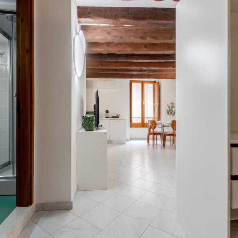 GuestHost - Comfy Studio in the Heart of Cagliari - Monolocale - 6