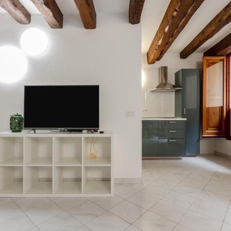 GuestHost - Comfy Studio in the Heart of Cagliari - Monolocale - 13