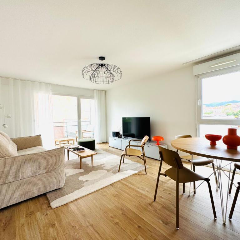 Magnifique T3 avec terrasse - Appartement 2 Chambres - 12