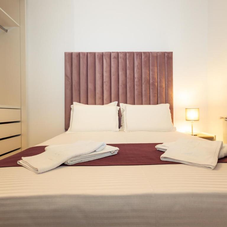 Guest House Pasha - Apartman sa 3 Spavaće Sobe, Balkonom i Pogledom na Vrt - 21