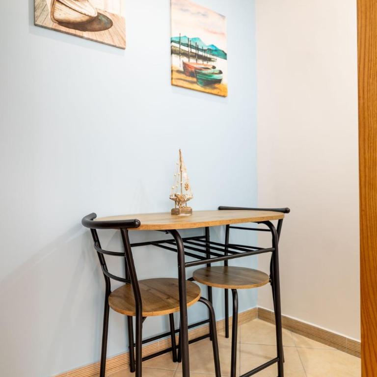 Casa Liotta - Standard Family Room - 21