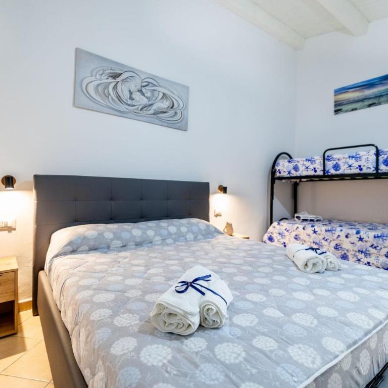 Casa Liotta - Standard Family Room - 22