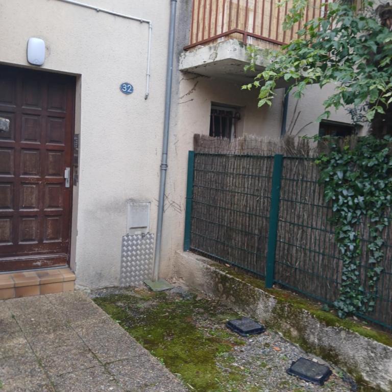 COMME A LA MAISON Chez Domi Coquet T2 Avec JARDIN - Chambre Double - 9