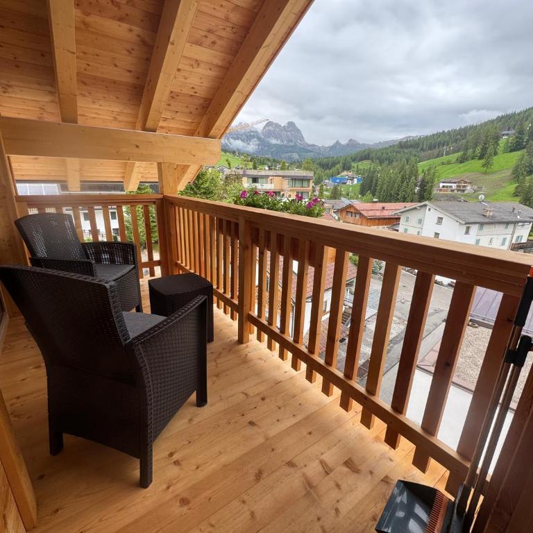 Residence Vajolet San Cassiano - Apartment mit Blick auf die Berge - 1