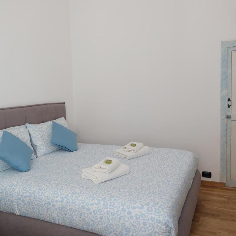Grandma's Home - Three-Bedroom Apartment - 91