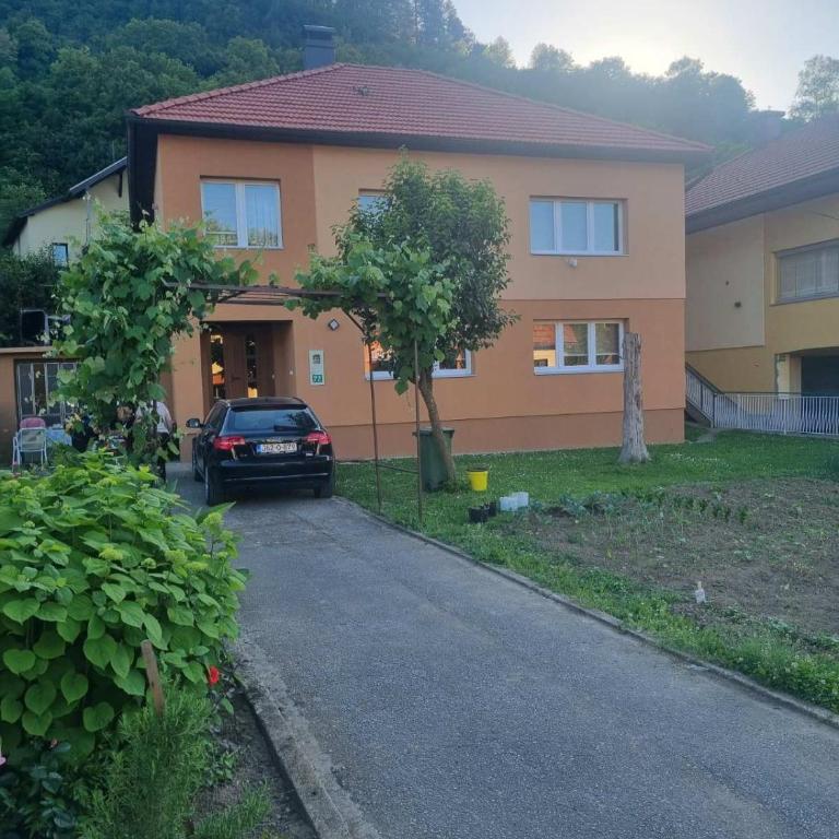 Apartmani Podvisoki - Apartman sa 2 Spavaće Sobe - 1