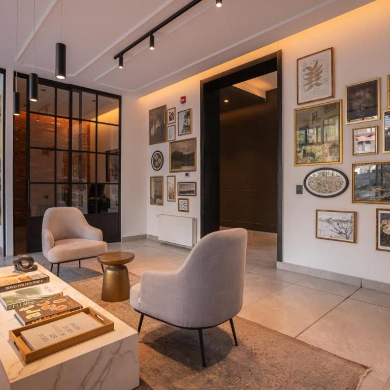 Modern 1BR steps from Escuela Militar - Apartment - 32