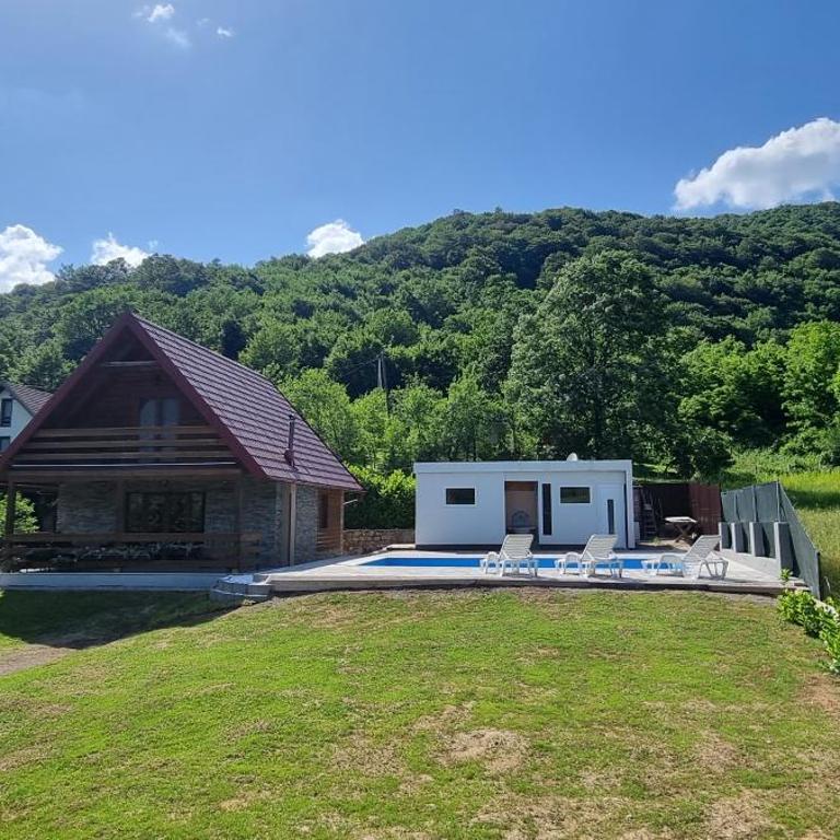 Green Garden Lohovo - Two-Bedroom Townhouse - 1
