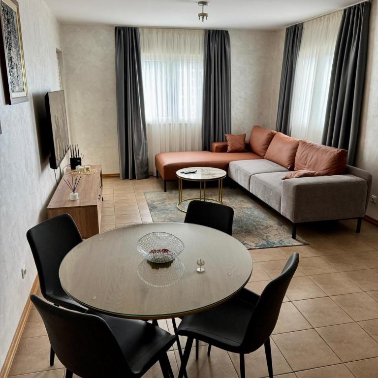 Seaside Apartment in Becici - Superior Apartman - 3