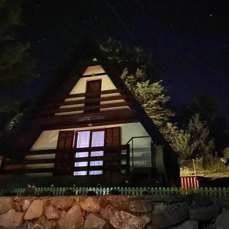 Hilltop cabin - Kuća sa 2 Spavaće Sobe - 2