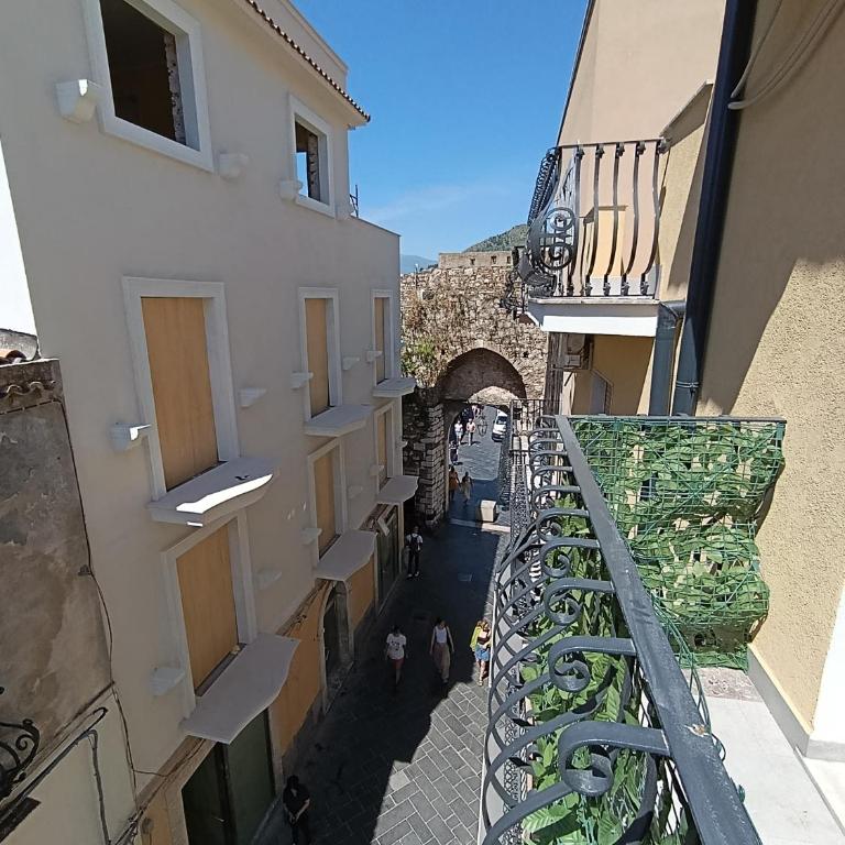 Sul Corso - Taormina Apartment B - Deluxe One-Bedroom Apartment with City View - 19