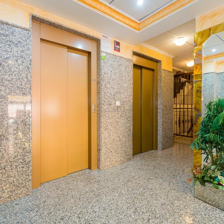 Apartamento con aparcamiento cerca del mar en Torrevieja - Apartamento de 1 dormitorio - 11