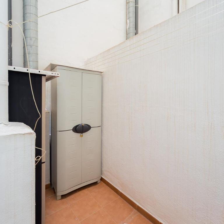 Apartamento con aparcamiento cerca del mar en Torrevieja - Apartamento de 1 dormitorio - 17
