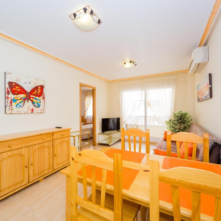 Apartamento con aparcamiento cerca del mar en Torrevieja - Apartamento de 1 dormitorio - 24