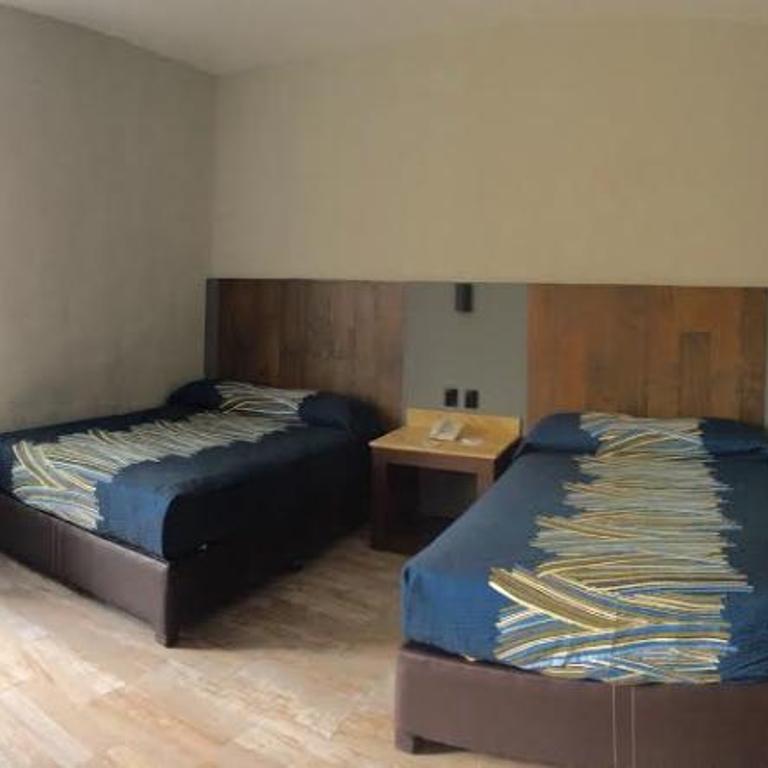 Hotel Frida - Habitación Doble - 2 camas dobles - 2