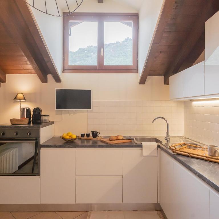 Plinio 10 by Rent All Como - Appartamento - 34
