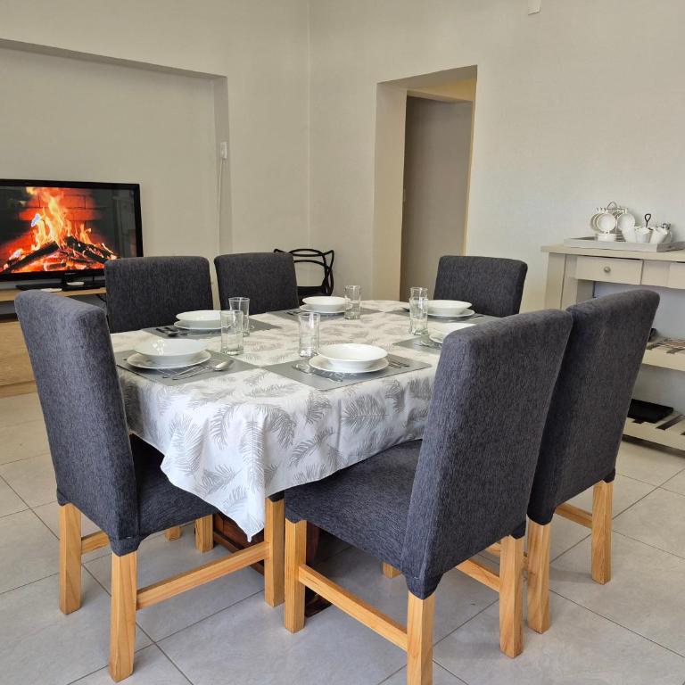 Oasis Mendoza, tu hogar en la Cuidad - Casa Vacacional de 3 dormitorios - 7