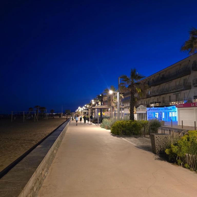 villa jardin 6 pers à proximité plage - Maison 2 Chambres - 22