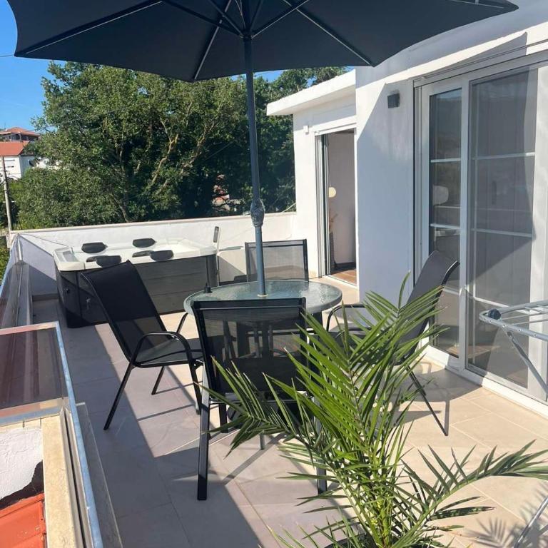 Demiri Rr - One-Bedroom Apartment - 2
