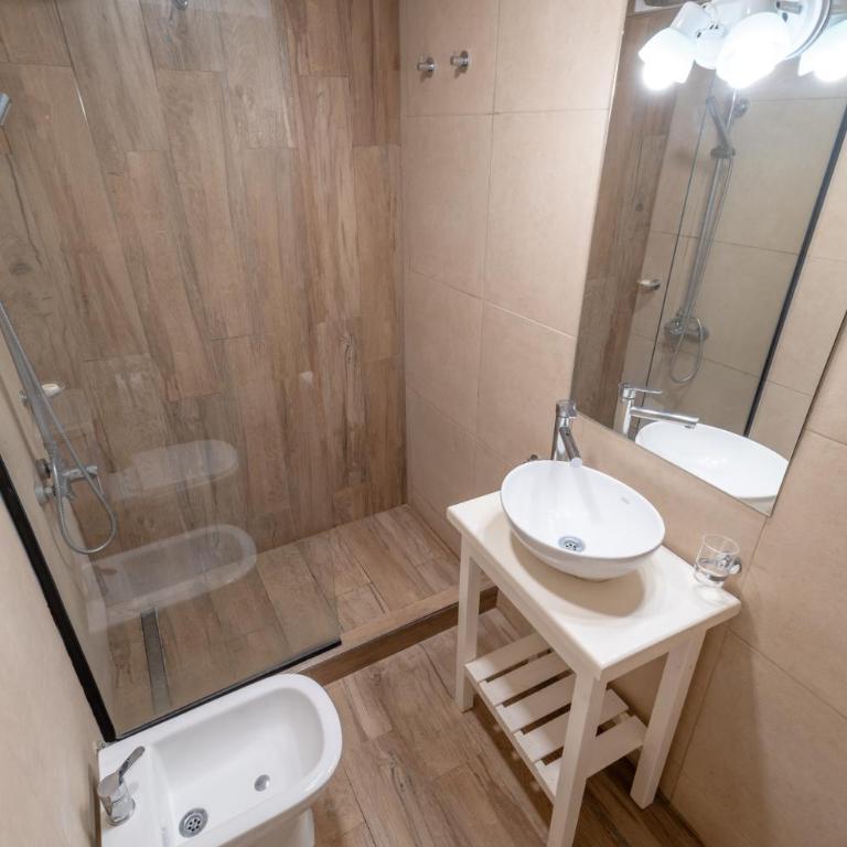 Check and Home - Entre Ríos - 4 Huéspedes a estrenar a 100 mts Plaza Colón y Casino - Apartamento de 1 dormitorio - 12