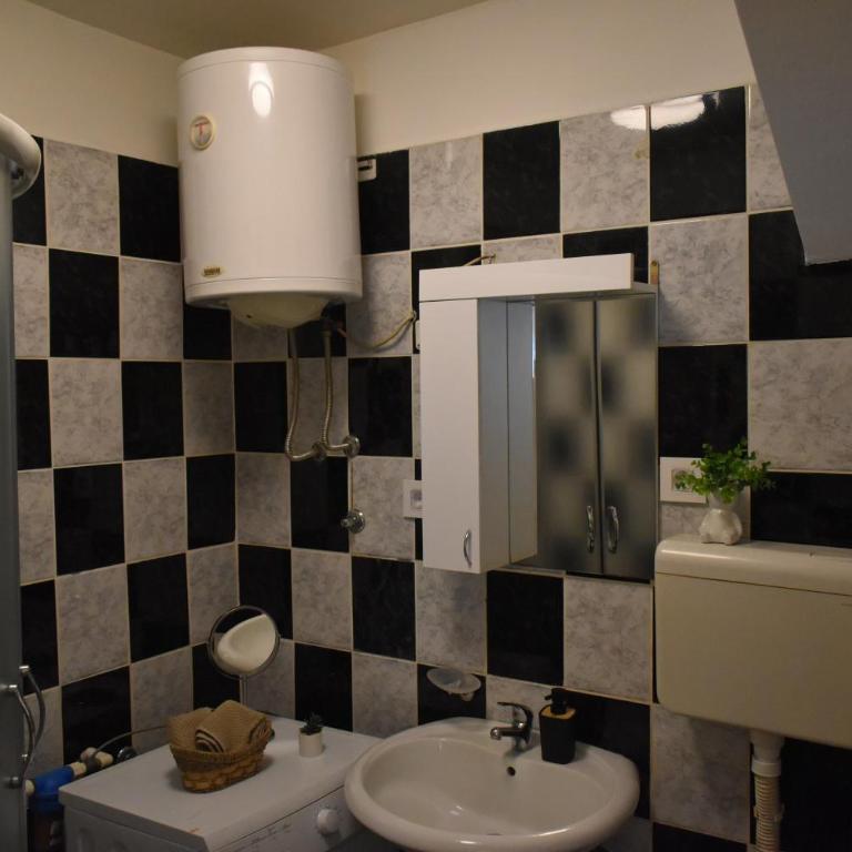 Apartman Play - Two-Bedroom Apartment - 33